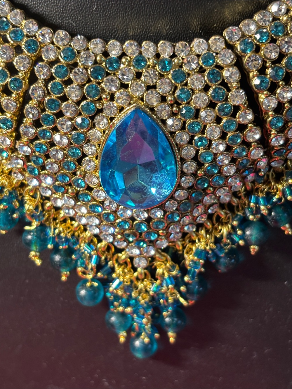 Teal Blue Crystal Bridal Necklace Set with Earrings and Tikka - Picture 5 of 8